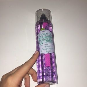 bath and body works fragrance mist 8 oz.